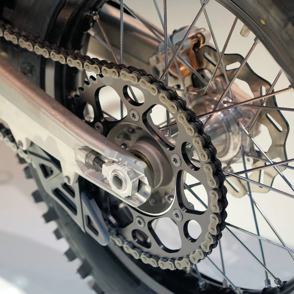 520 Motorcycle Chain 114 Link Non O-Ring with Connecting Master Link M1323