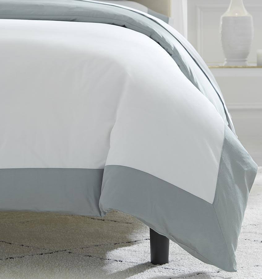 Full/Queen White Duvet Cover Z51269