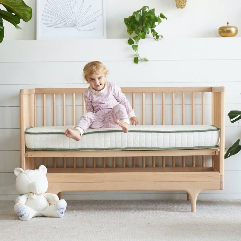 Avocado Green Organic Crib Mattress V442394