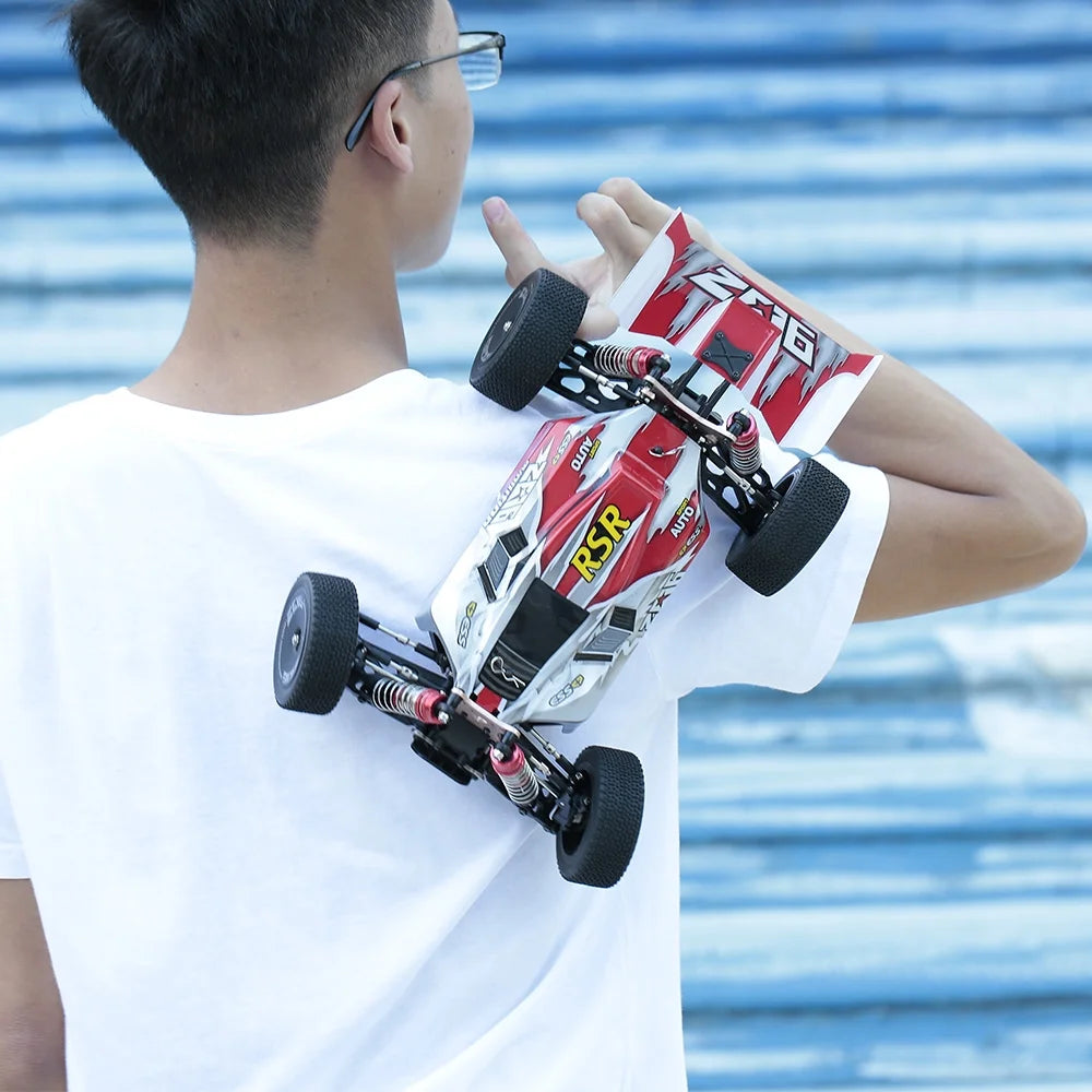 RC Car 4WD Off-Road 60km/h 2.4GHz 2200mAh RTR E644