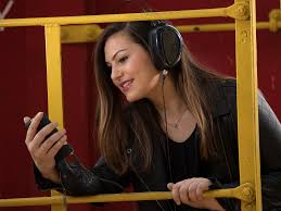 Closed-Back Planar Magnetic Headphones P55959
