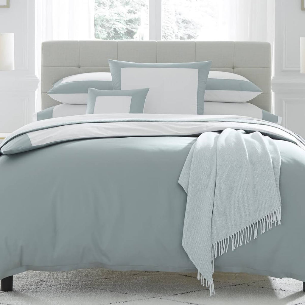 Full/Queen White Duvet Cover Z51269
