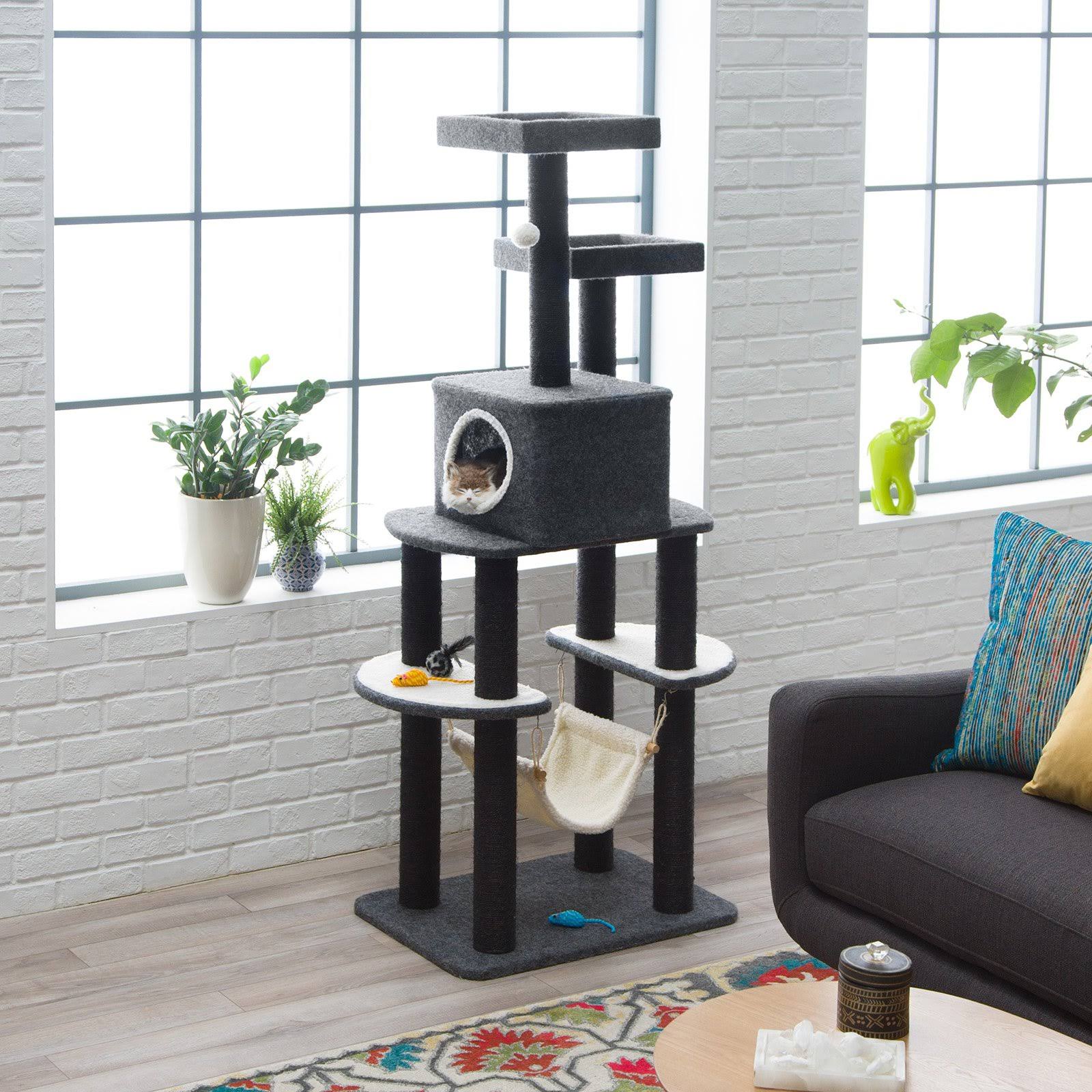 Gray Cat Tree Q65364