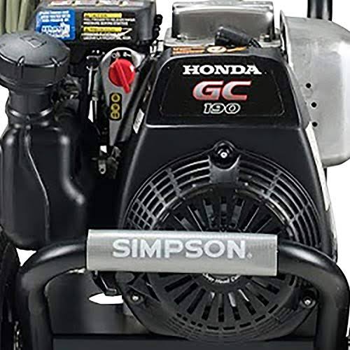 3300 PSI 2.4 GPM Gas Cold Water Pressure Washer E308423