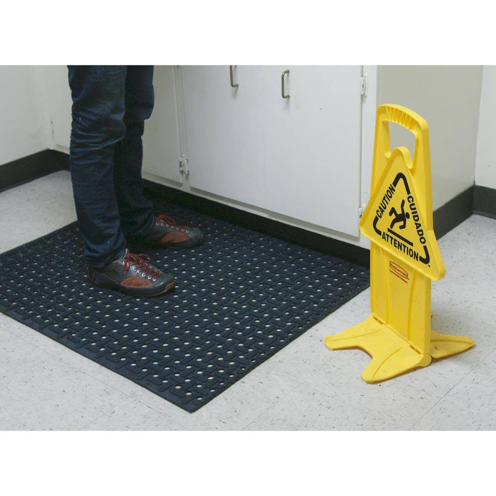 Black 34 in. x 8 ft. Nitrile Non-Slip Rubber Mat F3999