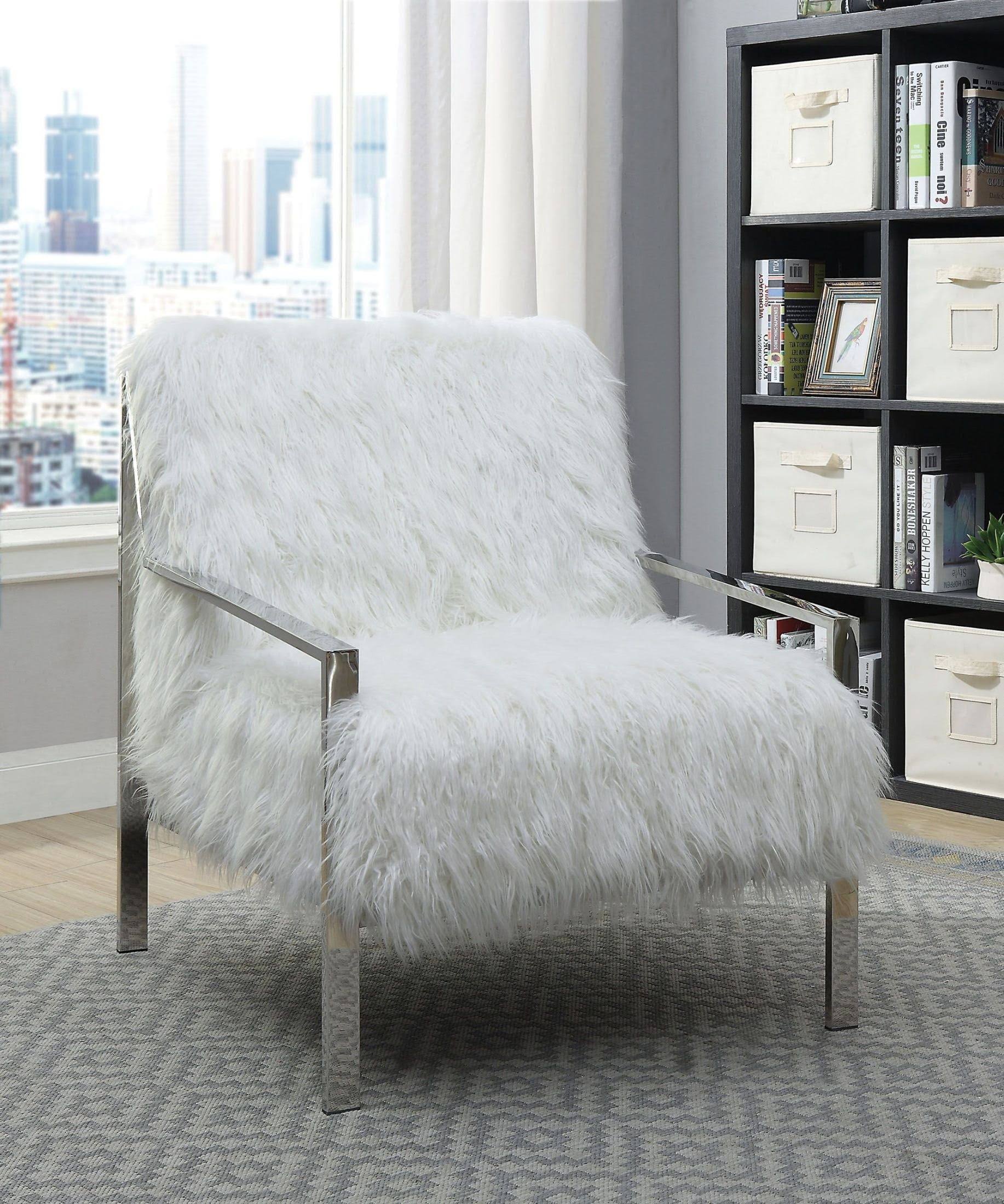 White Accent Chair P3382